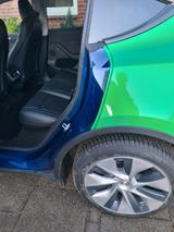 Tesla Model Y Long Range Dual Motor AWD Long Range - Tesla Model Y in Hamburg