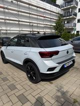 Volkswagen T-Roc 1.5 TSI ACT OPF DSG Sport Sport  - VW T-Roc Gebrauchtwagen in Düsseldorf