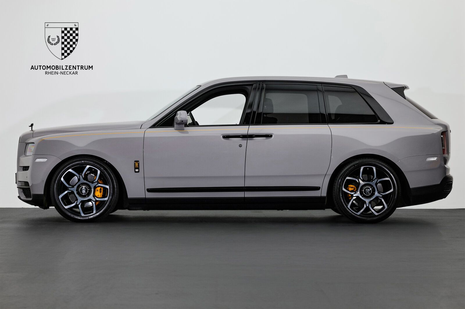 Rolls-Royce Cullinan Black Badge ImmersiveSeat/RearTheatre foto 5