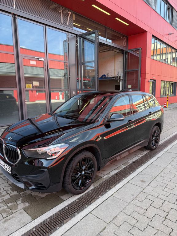 Image of BMW X1