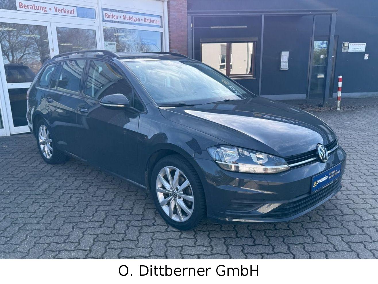 Volkswagen Golf VII Variant 1,0 TSI Trendline AHK SHZ 1.Hd.
