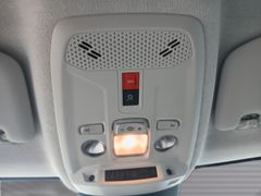 ë-C4 Limousine Feel 136 ë-C4 Limousine Feel 136