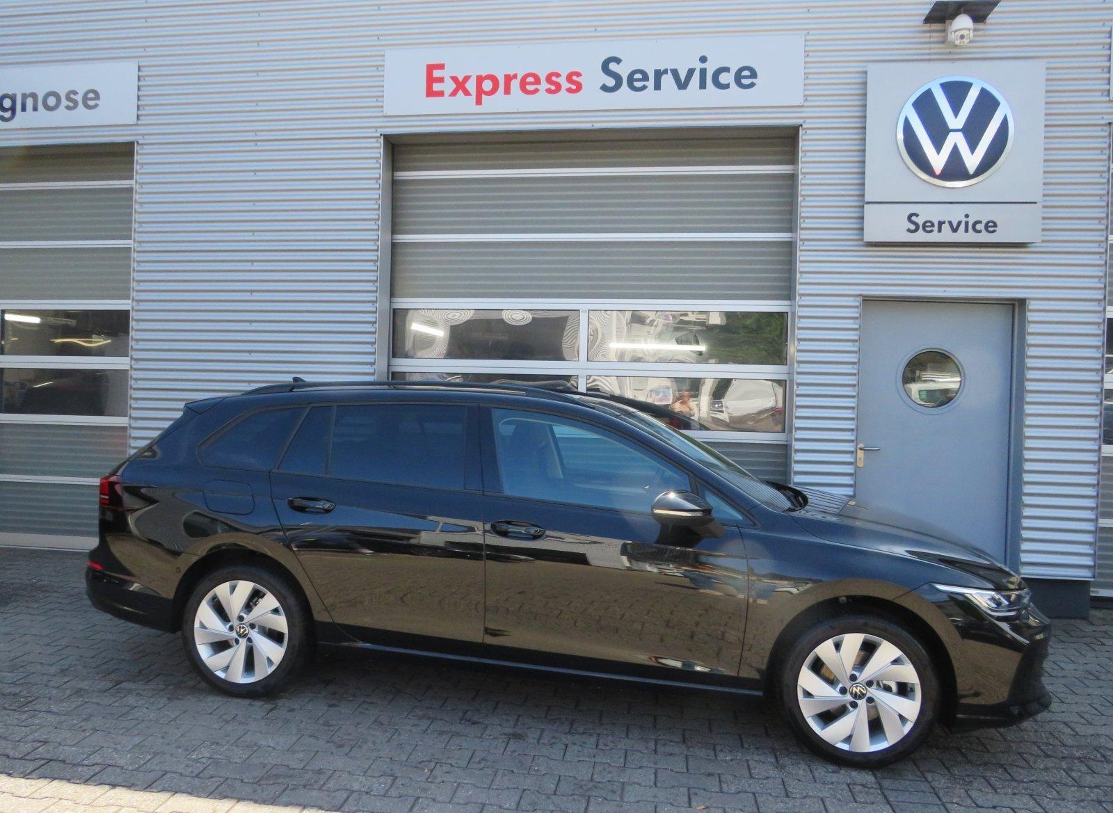 Volkswagen Golf Variant Variant 1.5 eTSI DSG /Navi/App-Conn