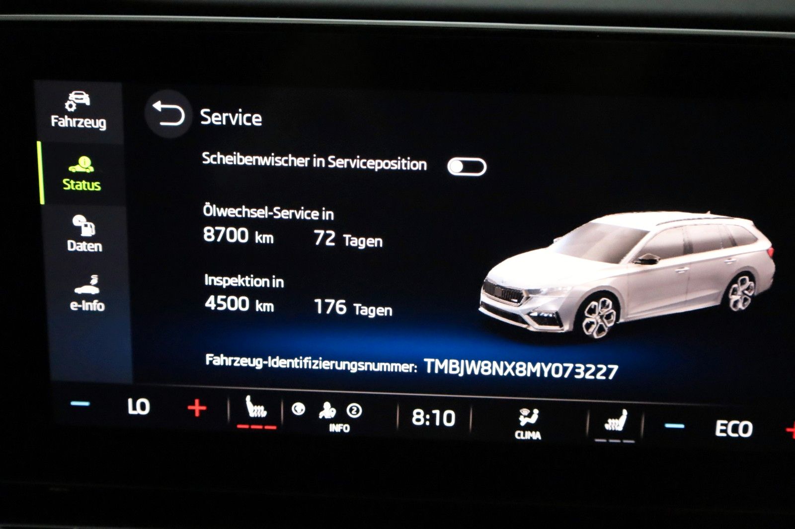 Fahrzeugabbildung SKODA Octavia Combi RS iV,Navi,Kamera,4xSH,HUD,Pano+WR