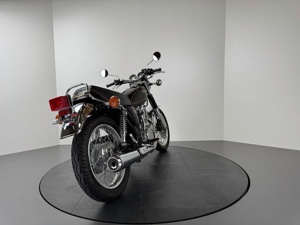 Fahrzeugabbildung Yamaha SR 400 *TOP-ZUSTAND *SERVICE NEU