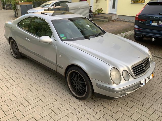 Mercedes-Benz Mercedes Clk 200 Automatik Leder