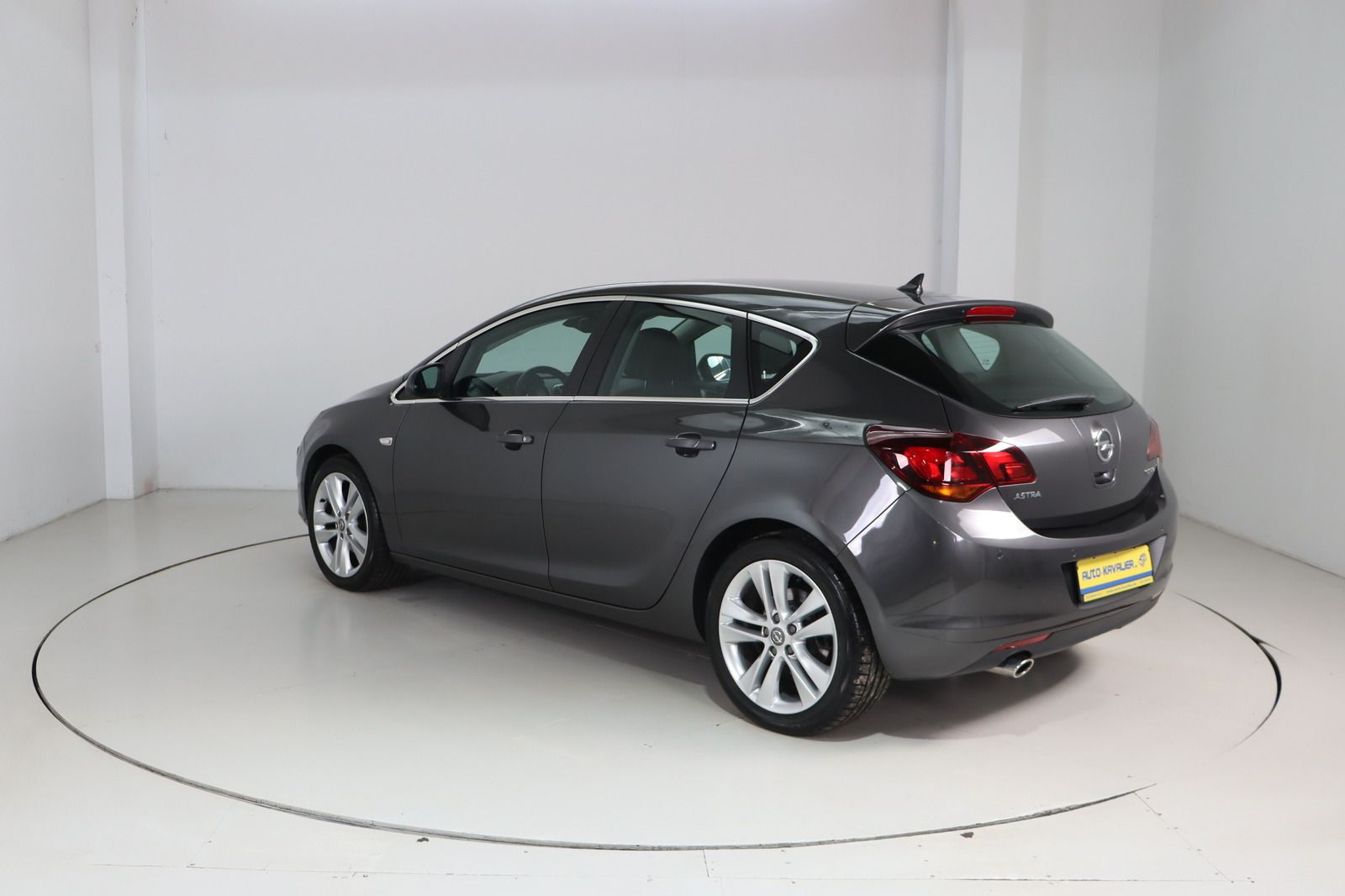 Fahrzeugabbildung Opel Astra J 1.6 Turbo Innovation * 1. Hd. * wenig Km