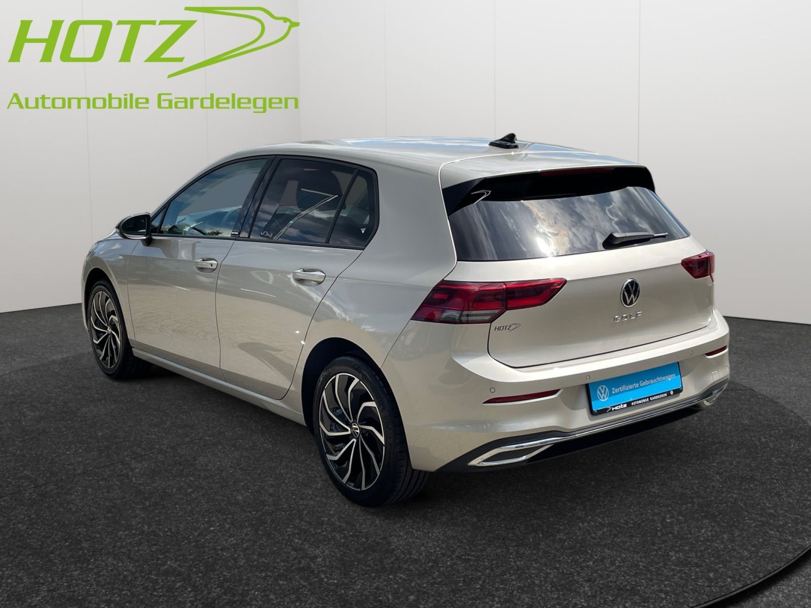 Volkswagen Golf VIII 2.0 TDI DSG Move foto 3