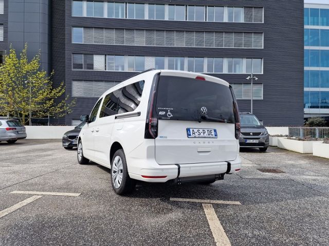 Fahrzeugabbildung Volkswagen Caddy Maxi Heckeinstieg Rollstuhlrampe