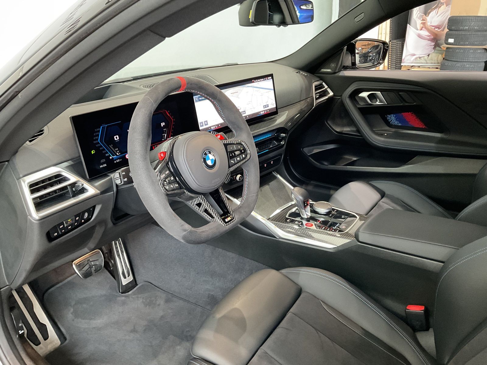 Fahrzeugeinzelansicht 7 Fahrzeugabbildung BMW M2 Coupé |Carbon Fibre |Komfortzugang |Harman Ka