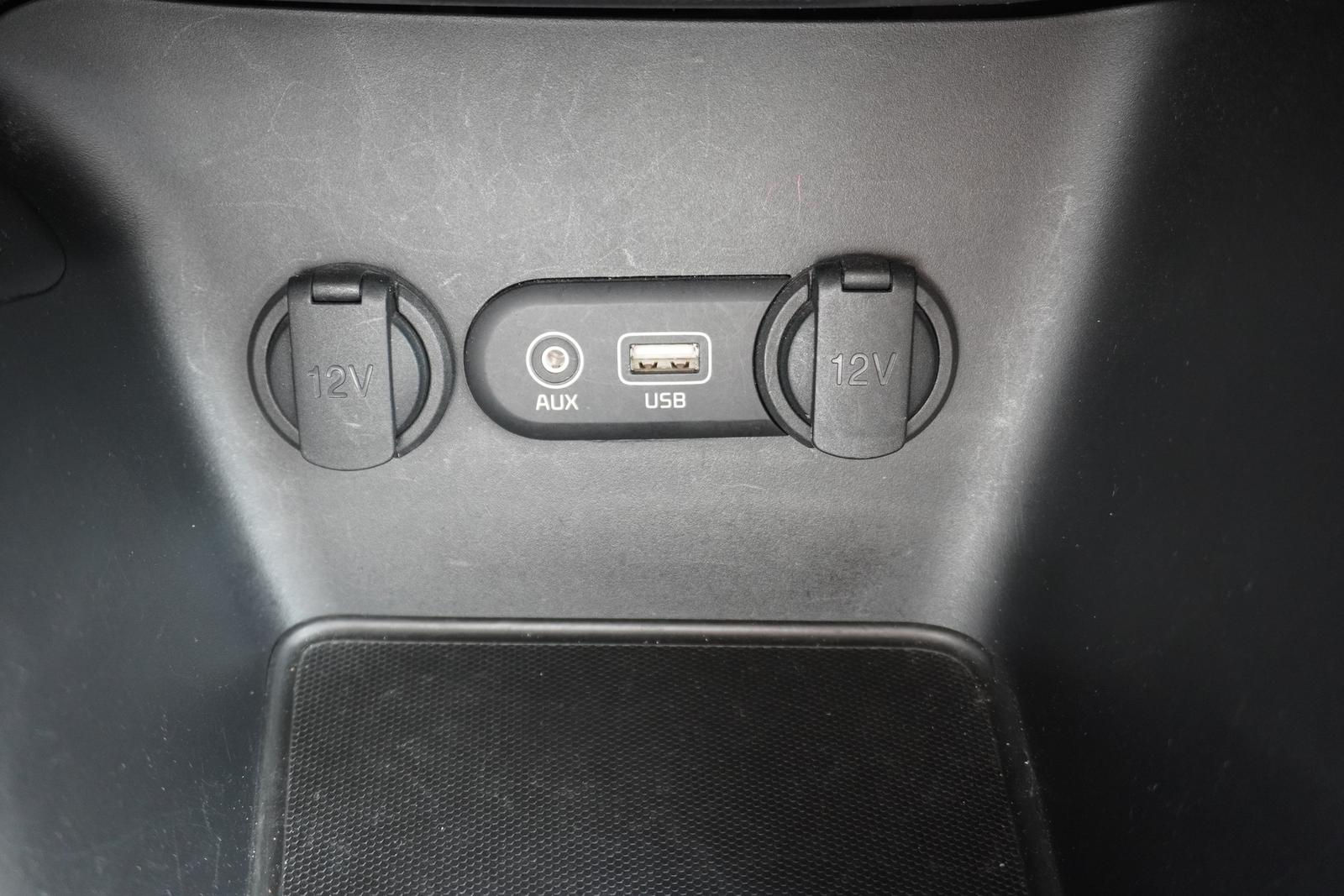 Kia Ceed SW 1.4 Attract Klimaaut. Kamera Sitzheizung