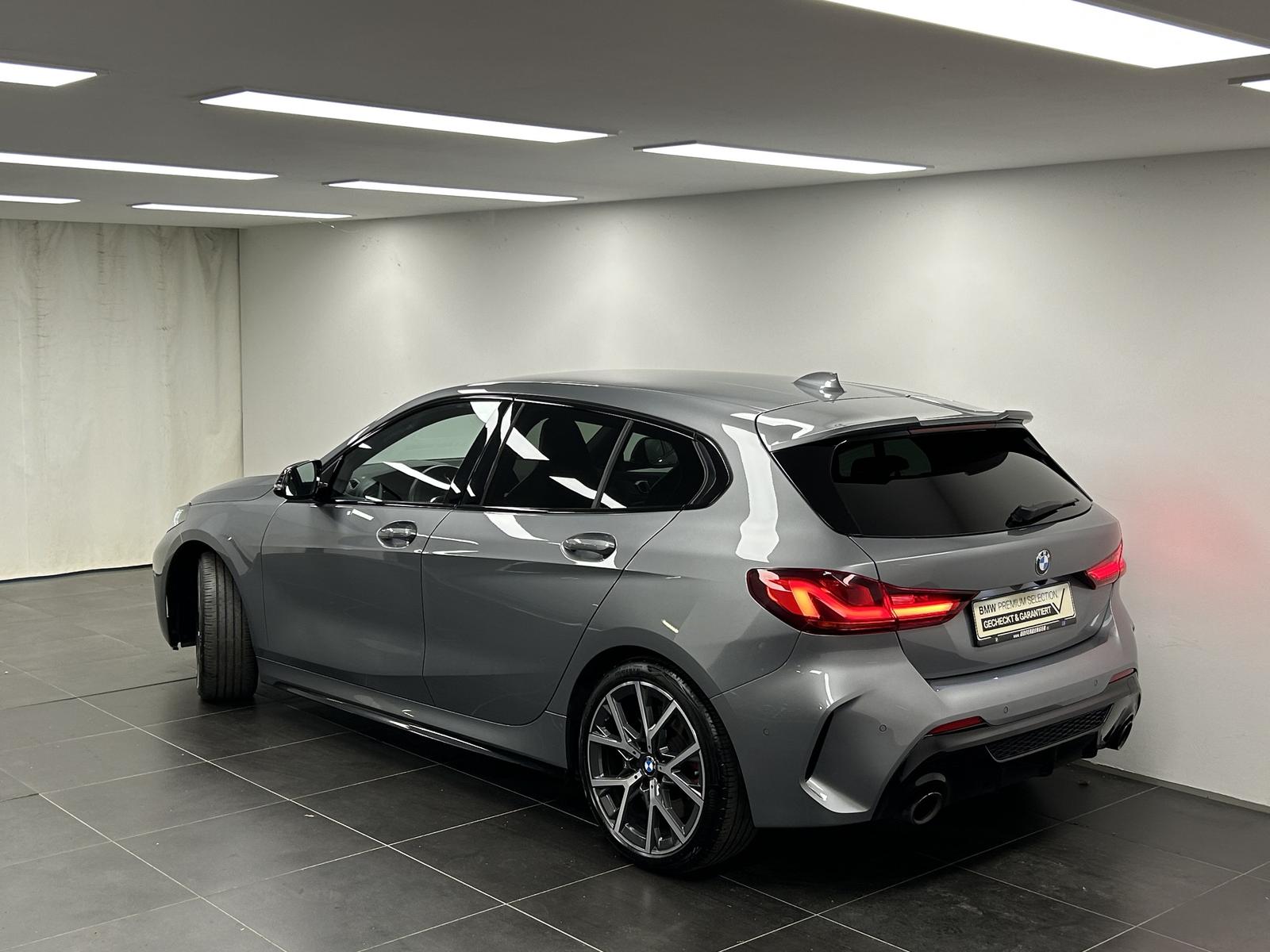 BMW M135i xDrive M Sportpaket Pro Harman/Kardon Head