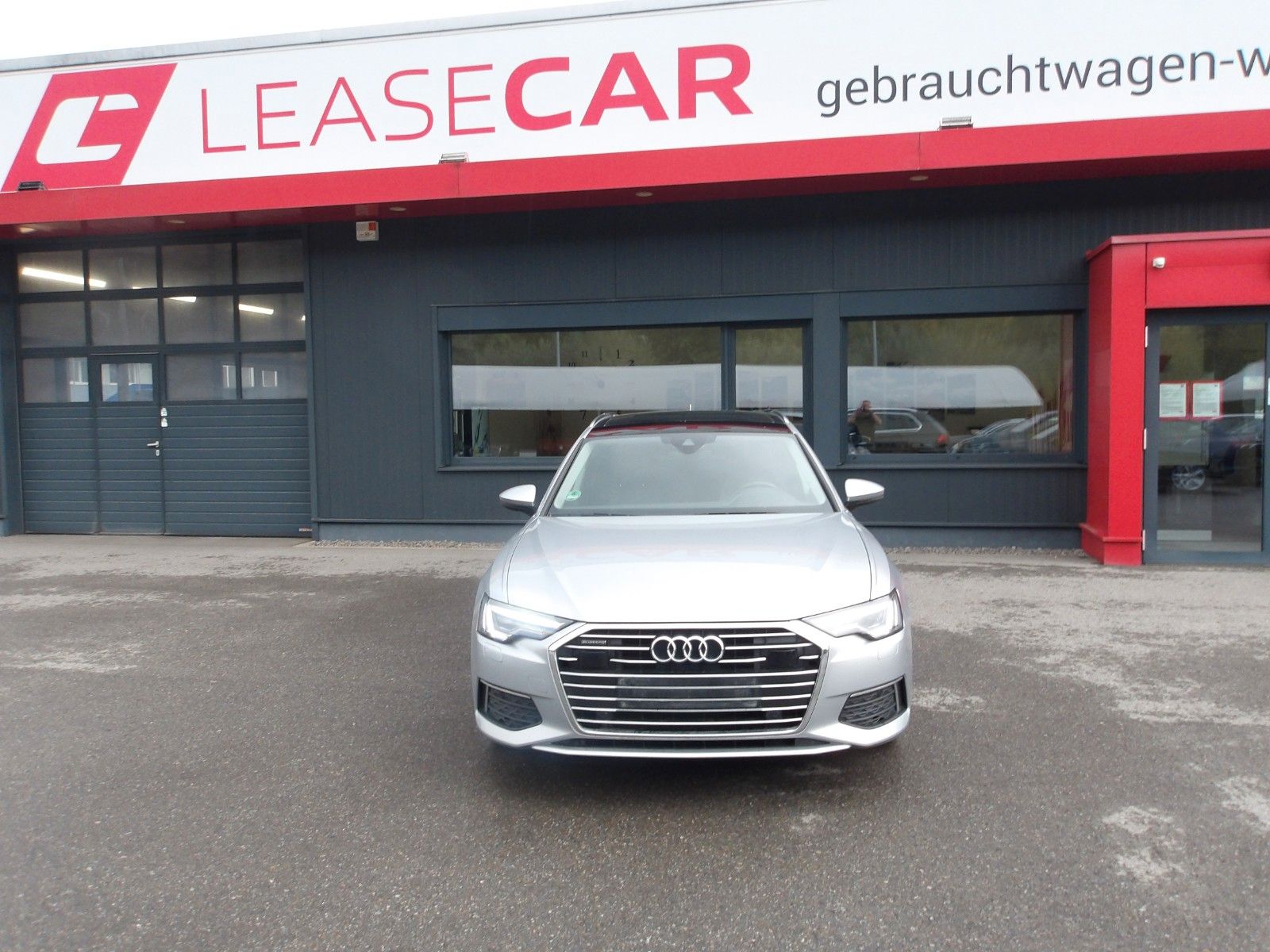 Audi A6 Avant 40 TDI quattro design EXP € 19990.-- imagem 2