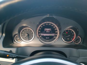 Mercedes E 200 - 10