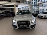Audi Q5 2.0 TDI quattro S-Line PANO ACC LEDER KEYLESS - Audi Q5 mit Diesel-Antrieb: 2.0