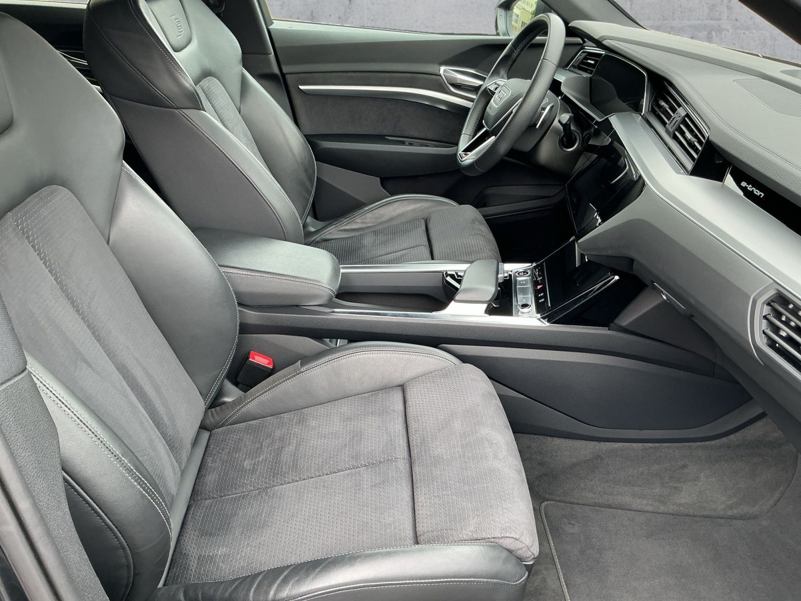 Audi e-tron - Bild 13