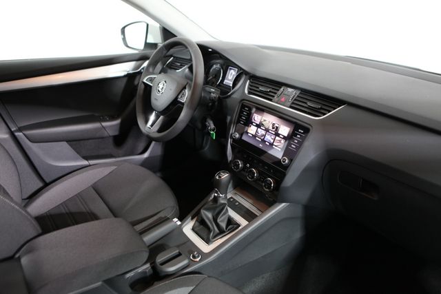 Skoda Octavia Combi III 1.0 TSI Tour *DAB*SHZ*PDC*TEL*