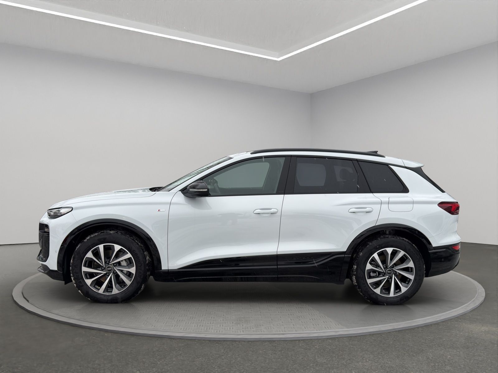 Audi Q6 e-tron SUV quattro 285 kW AHK TECH PRO HEAD-U foto 5
