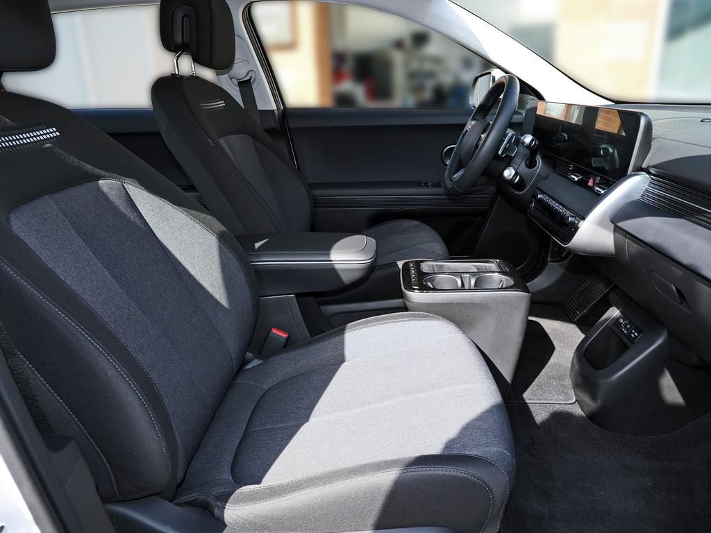 Fahrzeugabbildung Hyundai IONIQ 5 DYNAMIQ ELEKTRO 84 kWh SHZ LHZ LED NAVI