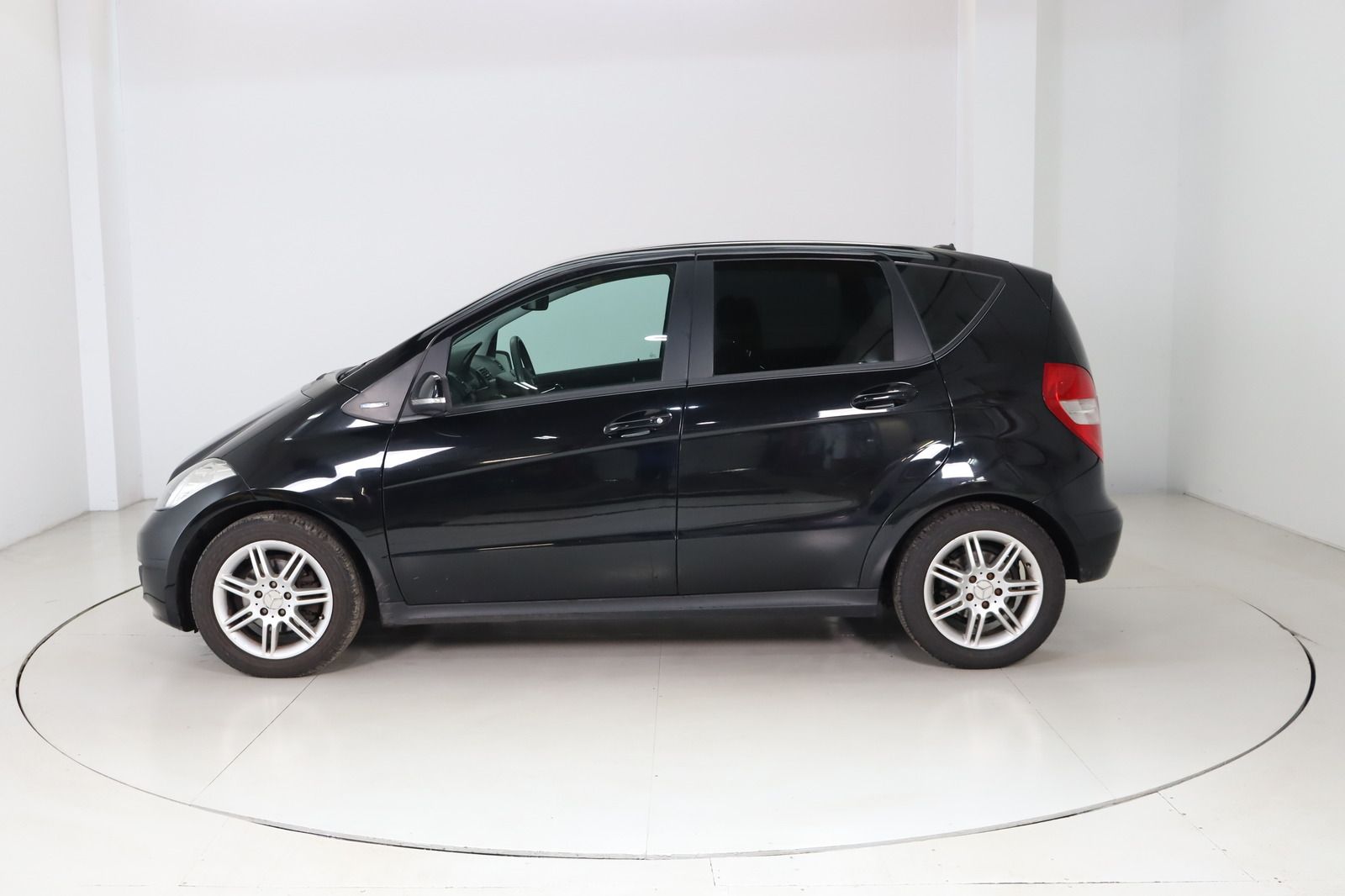 Fahrzeugabbildung Mercedes-Benz A 160 AVANTGARDE HU/AU 08.26
