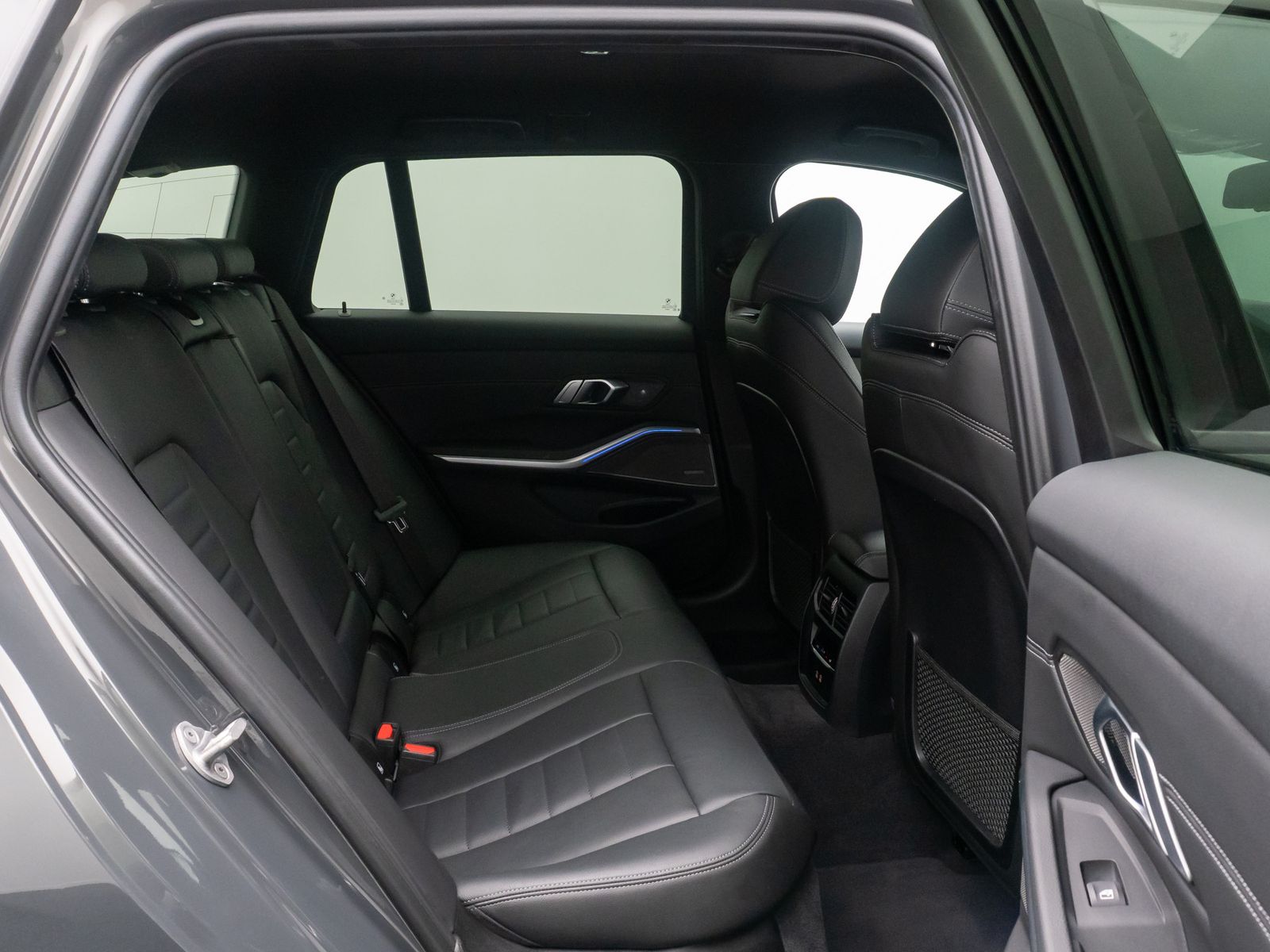 Fahrzeugabbildung BMW 320d xD M Sport Kamera Komfort DAB Individual