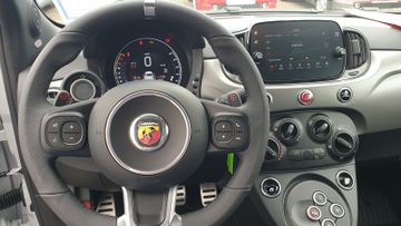 Abarth 595 Dach schwarz Bi Xenon Audio Beats Leder