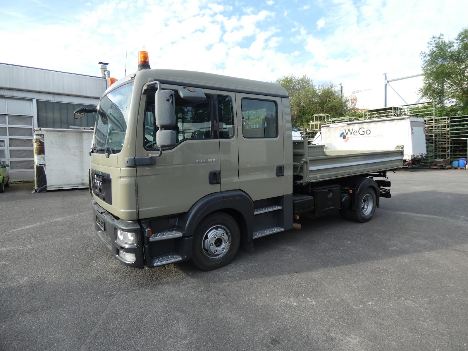 MAN TGL 8.250 4x2 BB Doka+ Kipper
