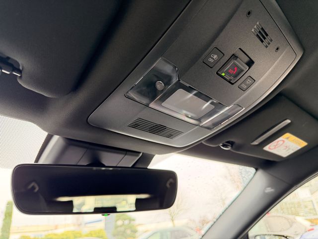 Lexus UX 250 h Launch Edition