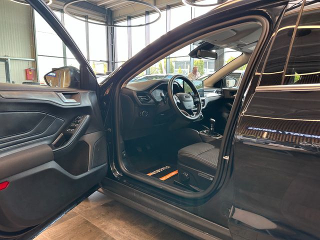 MYAUTOCENTER – Gebraucht- und Jahreswagen mit Werkstattservice in Pfaffenhofen Ford Focus *KEYLESS*ACC*NAV*1-HAND*2-ZONEN*