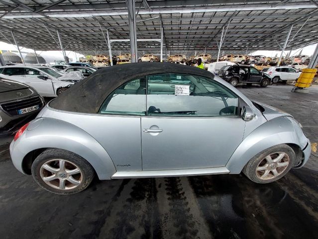 Volkswagen NEWBEETLE CABRIO 1.9 TDI 105