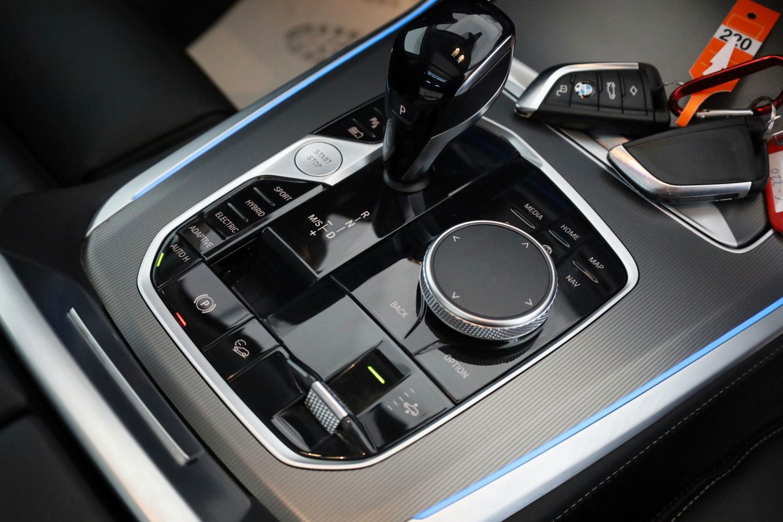 Fahrzeugabbildung BMW X5 xDrive 45 e,Kamera,Memory Si,Panorama,AHK el.