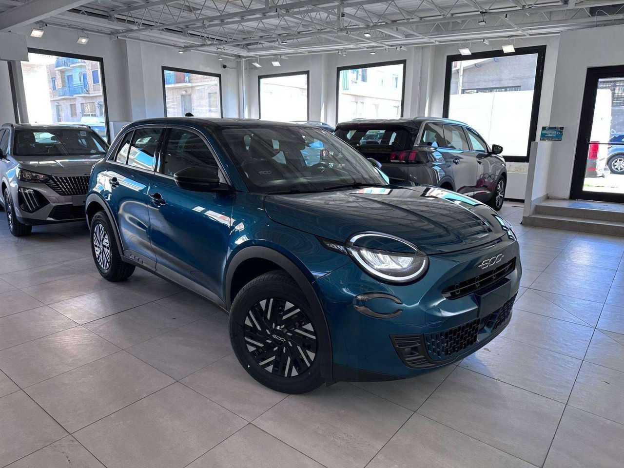 Fiat 600 600 IV 1.2 hybrid 110cv auto PRONTA CON imagem 2