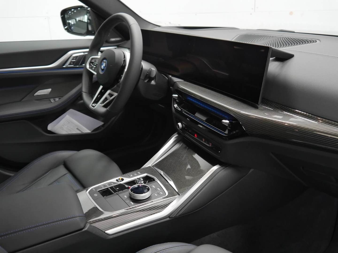 Fahrzeugabbildung BMW i4 xDrive40 M Sportpaket Pro, Glasdach, Touring