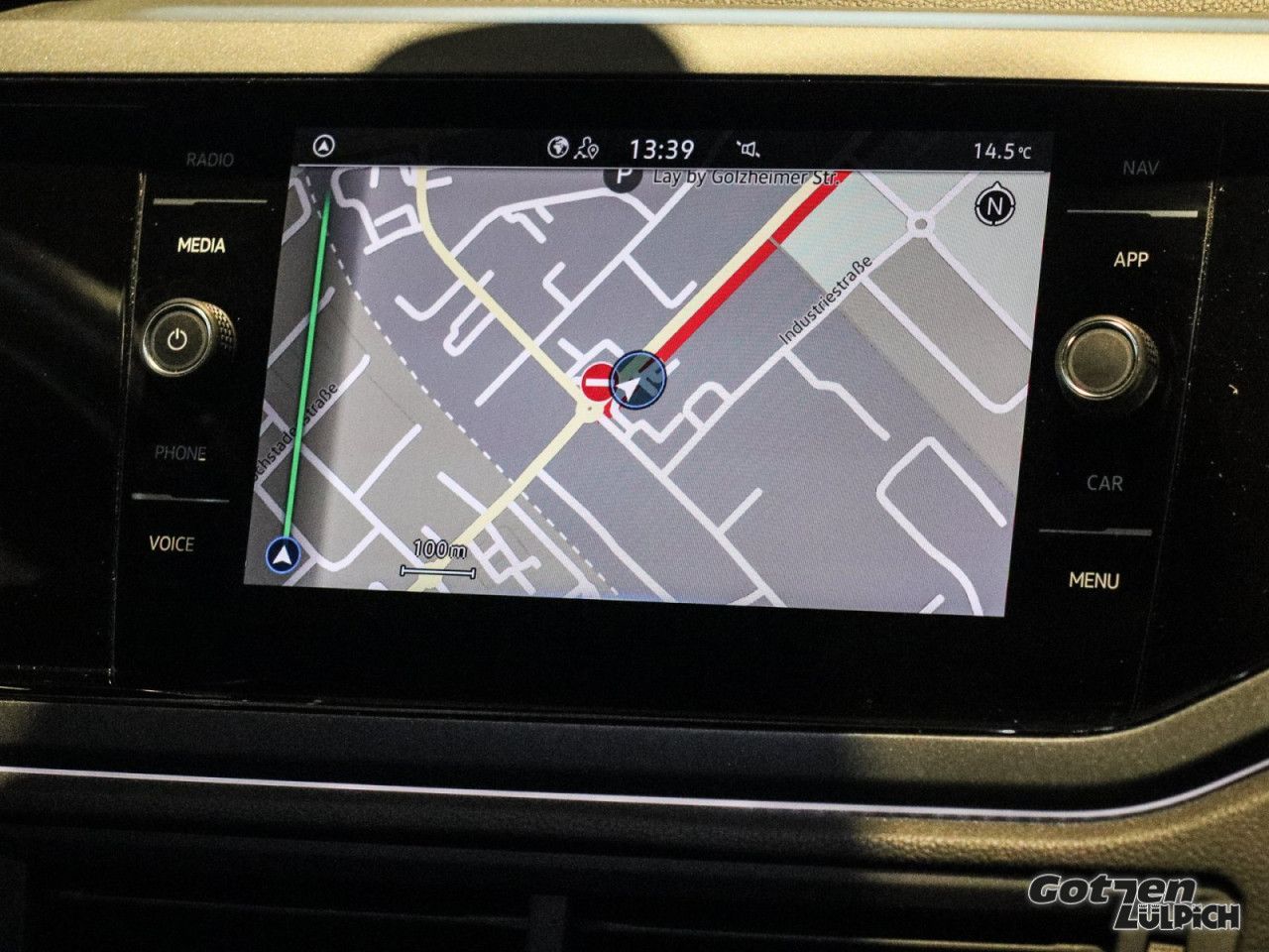 Fahrzeugabbildung Volkswagen Polo R-Line 1.0 TSI Navi IQ.DRIVE