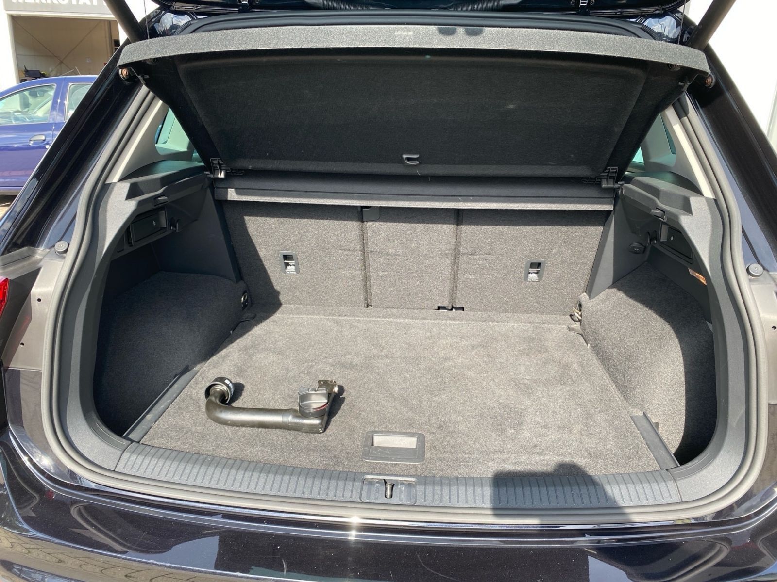 Fahrzeugabbildung Volkswagen Tiguan 1.5 TSI DSG Comfortline *AHK*Winterräder*