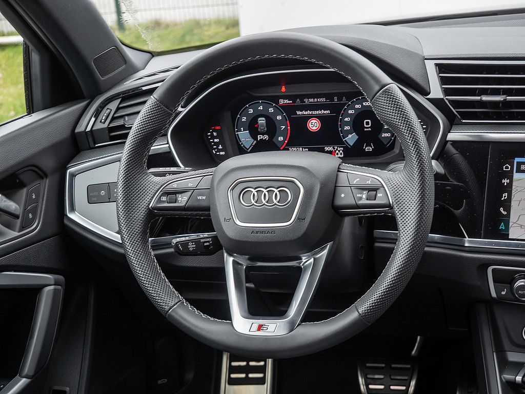 Audi Q3 - Bild 10