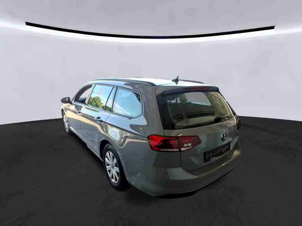 Volkswagen Passat Variant - Bild 5