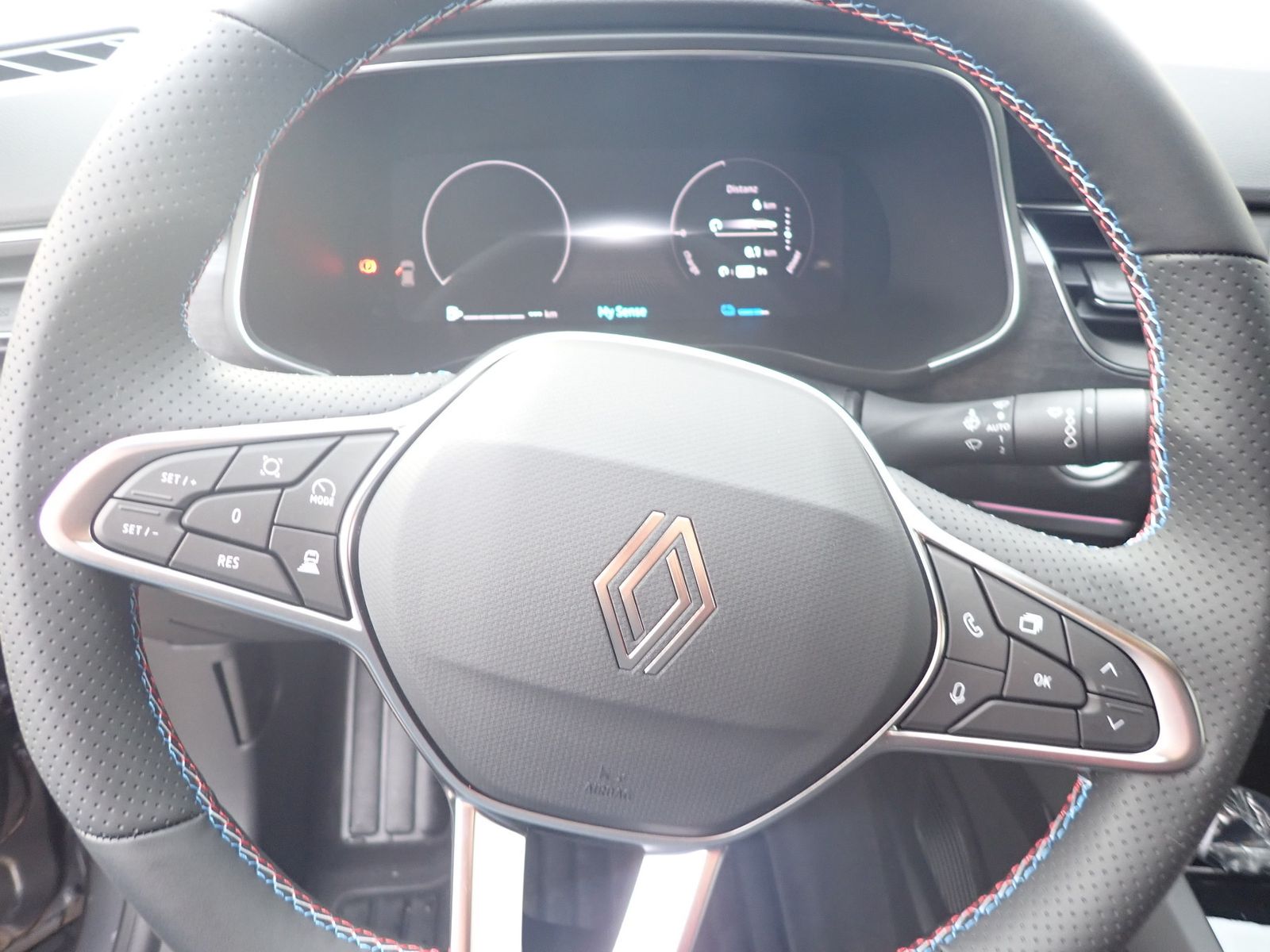 Fahrzeugabbildung Renault Arkana Esprit Alpine E-Tech Full Hybrid 145