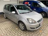 Ford Fiesta Style - Ford Fiesta: Style