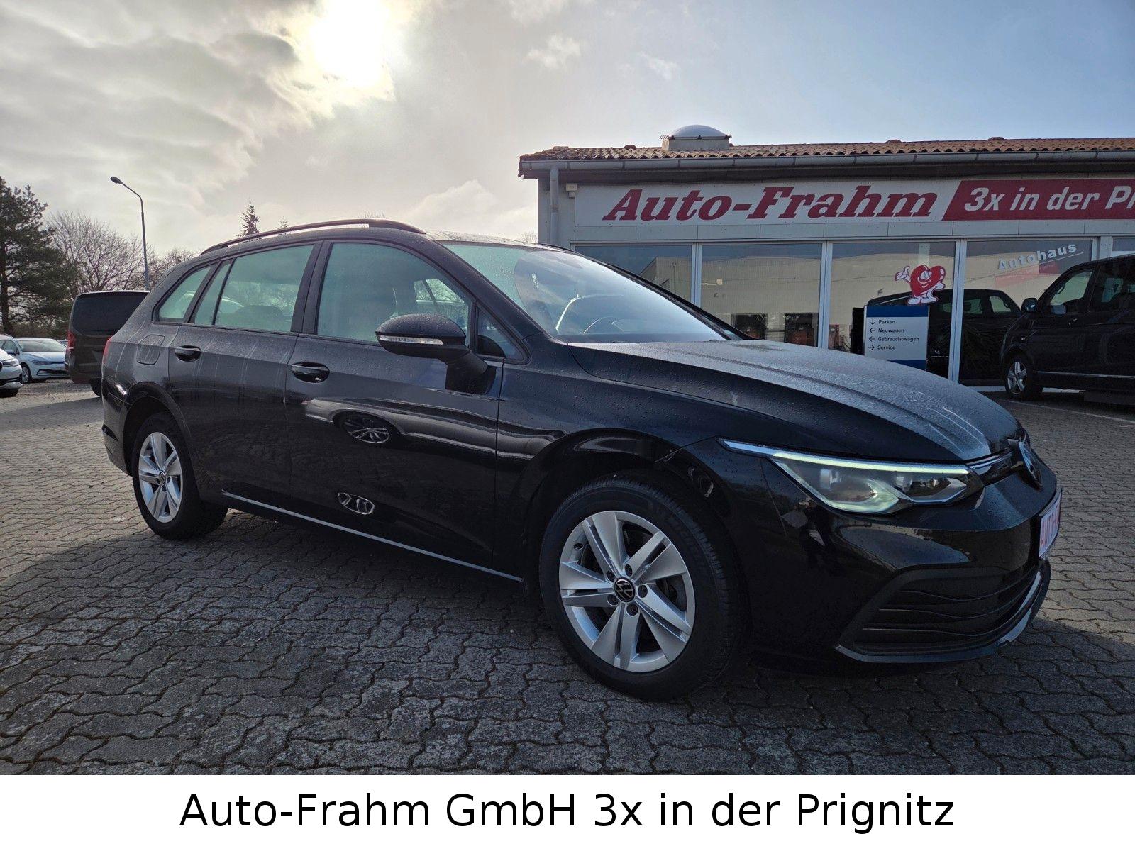 Volkswagen Golf VIII Variant Life LED NAVI