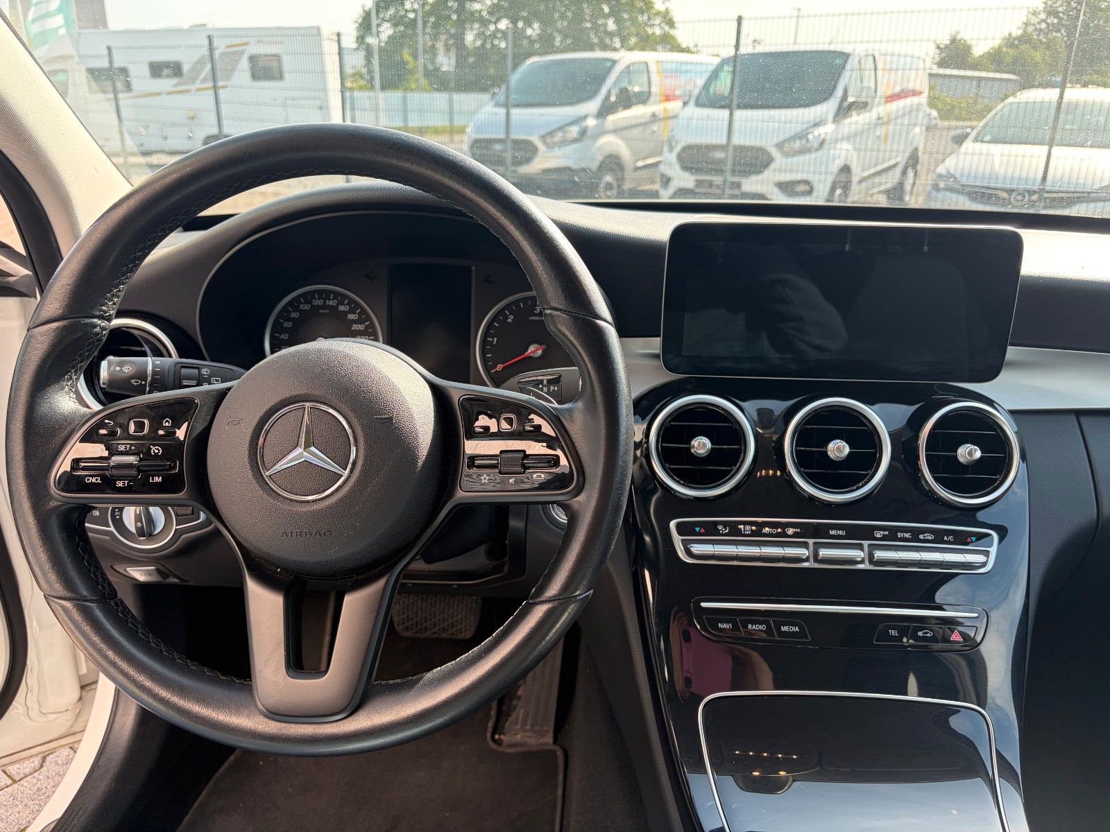 Fahrzeugabbildung Mercedes-Benz C 220 T CDI