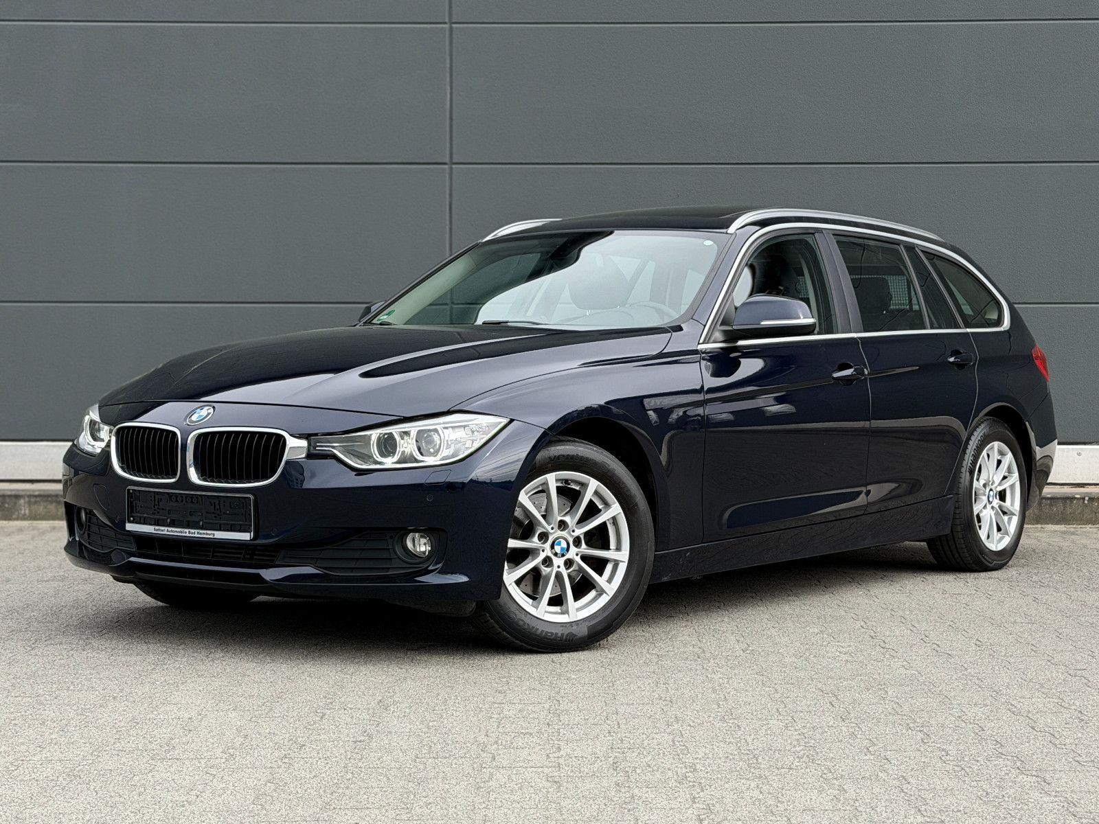 BMW 320