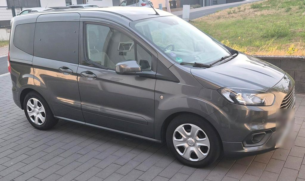 Image of Ford Tourneo Courier