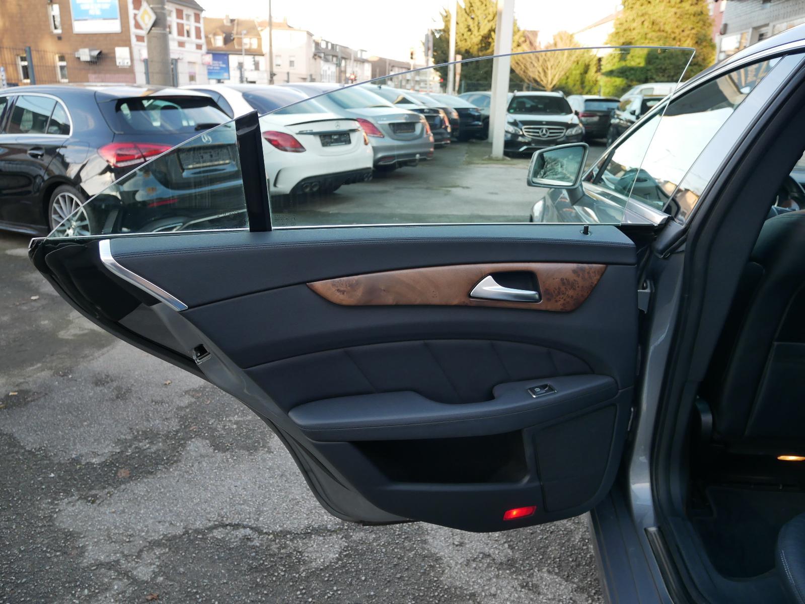 Mercedes-Benz CLS 250 CDI BE Bi-Xenon SpurPaket Leder Navi PDC