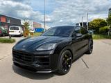 Porsche Cayenne Coupe Turbo E-Hybrid mit GT-Paket - Porsche Cayenne Coupe-Turbo-mit-GT-Paket