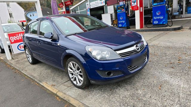 Opel Astra H