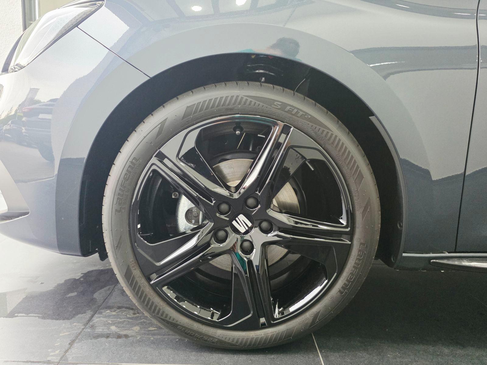 Seat ST FR Black Edition AHK|ACC|18"|Kamera|Winter