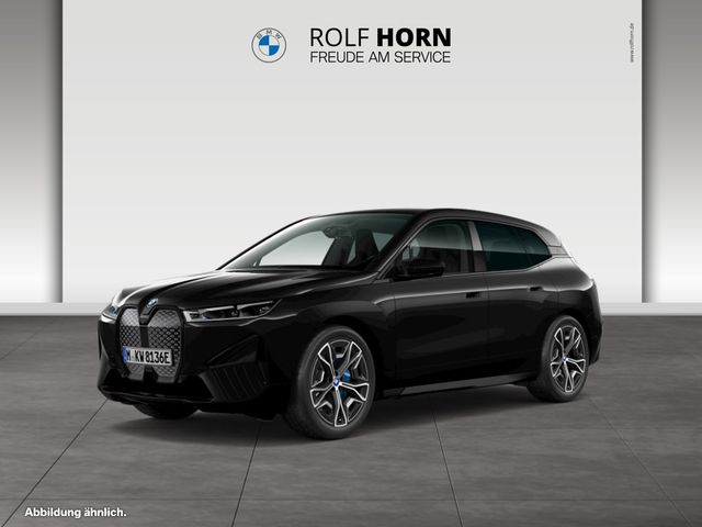 BMW iX xDrive40 Navi Laser AHK Edition Sport har/kar