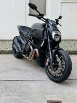 Ducati Diavel 1200 Dark Stealth GARANTIE - Offers
