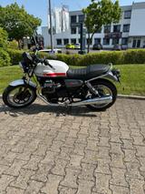 Moto Guzzi V7 Spezial  - MOTO GUZZI V7 SPEZIAL